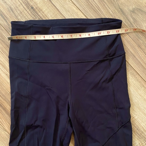 Under Armor color block leggings - Picture 3 of 9